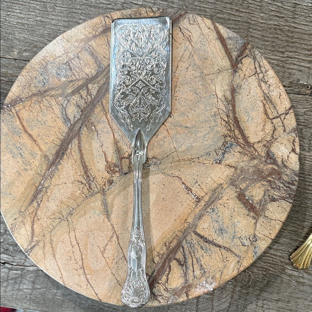 VTG Sheffield Silver Plate Lasagna Cake server.